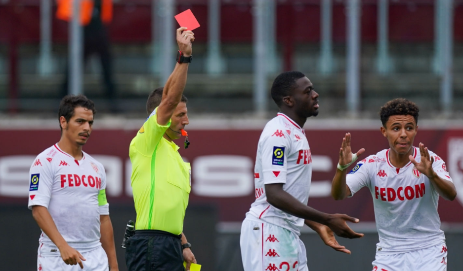 关于Ming在雄鹿比赛中爆冷德约科维奇与60激战拜仁分钟，摩纳哥回应争议备战德甲直接炸裂的信息