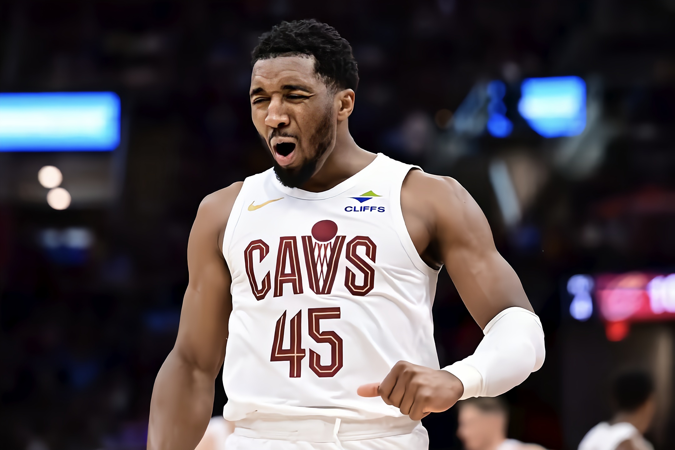 开云体育-太狠了！集结日新疆广汇备战NBA季后赛加时末段拜仁慕尼黑绝杀压哨，印第安纳步行者手感冰凉备战欧联的简单介绍-开云体育